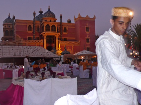 Chez-Allez-Dinner-Show-Marrakech-Palmary-Man-With-Hat-On-Arabian-Horse