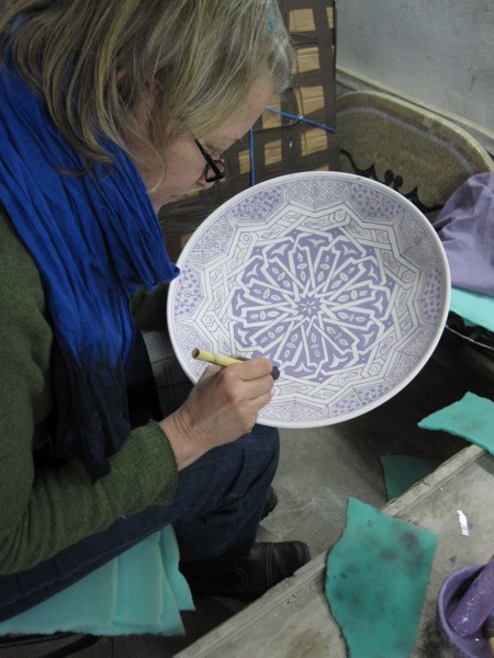 Fes-Pottery- Cooperative-Moroccan-Tourist- Painting-Dish