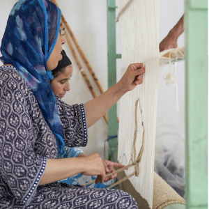 Women-weavers-of-Tameslouht-Travel-Exploration-Morocco